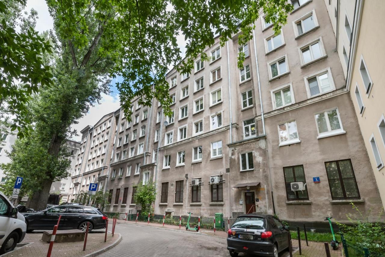 Downtown Antique Apartment ワルシャワ エクステリア 写真